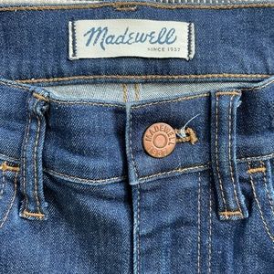 Madewell high riser skinny jeans. Very lightly worn.